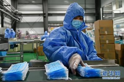 濟(jì)南:企業(yè)開(kāi)足馬力 助力疫情防控